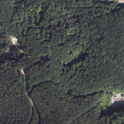 Luftbild: Aussichtsplatzhöhle